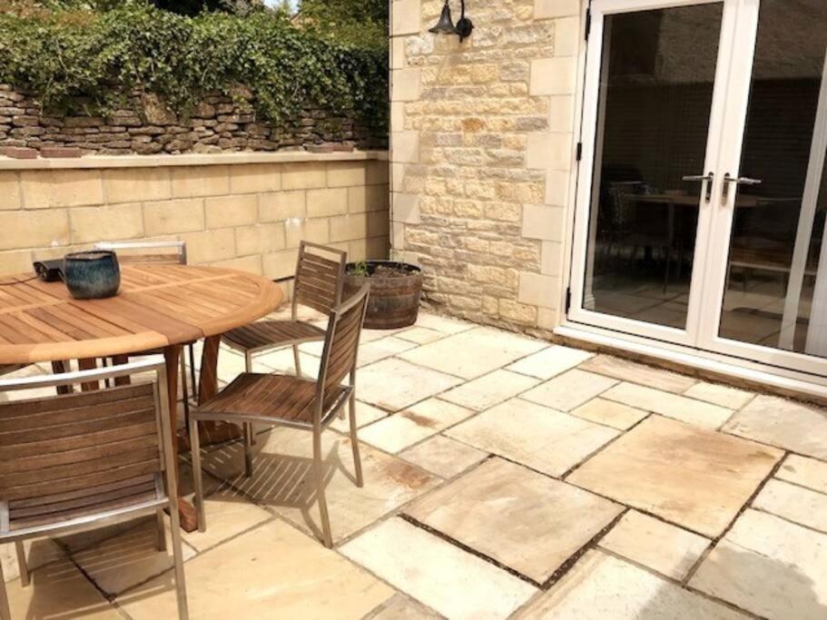 Folly Cottage & The Old Forge Colerne المظهر الخارجي الصورة