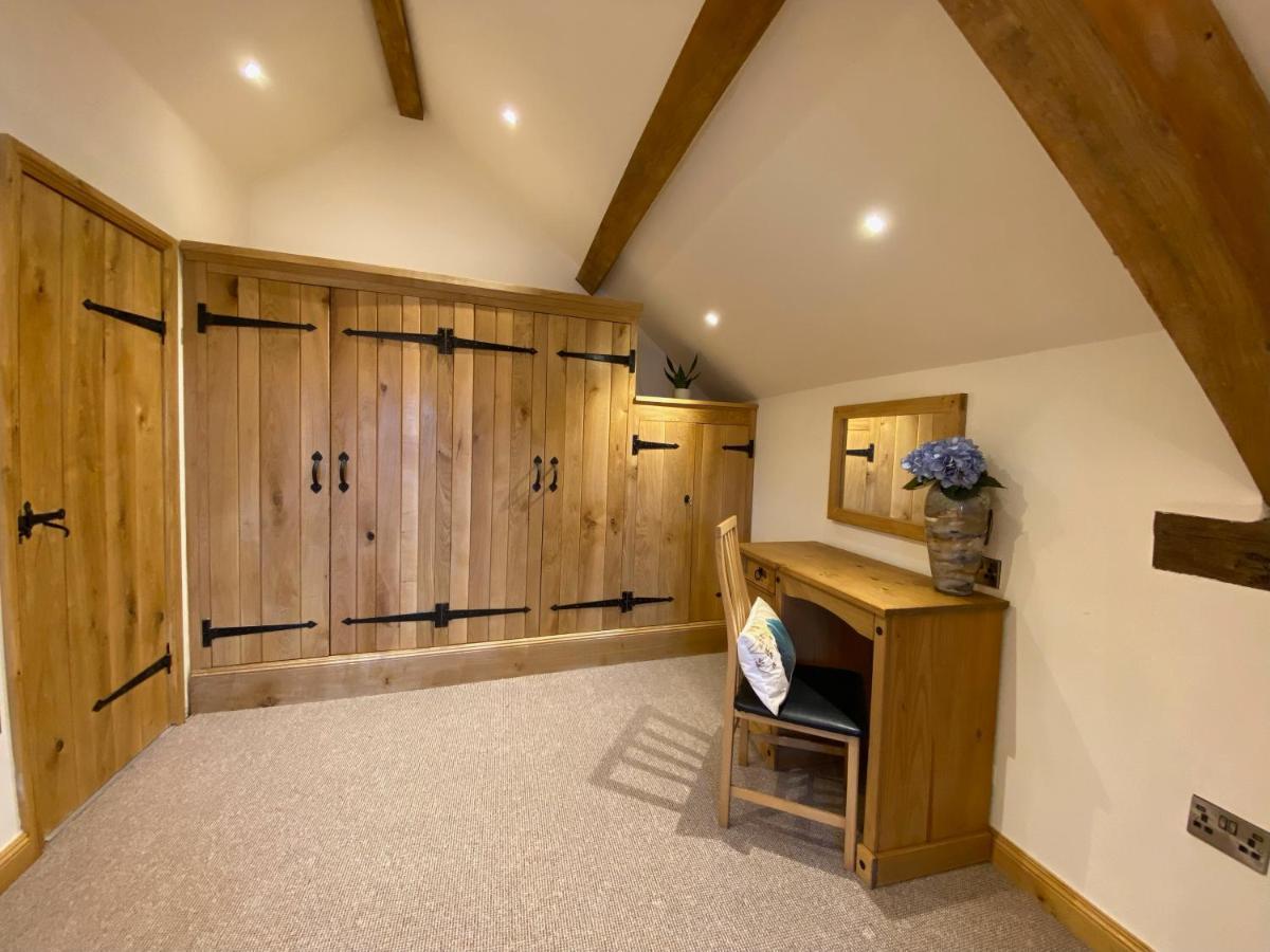 Folly Cottage & The Old Forge Colerne المظهر الخارجي الصورة
