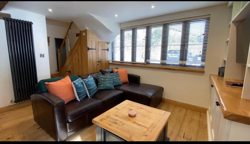 Folly Cottage & The Old Forge Colerne المظهر الخارجي الصورة